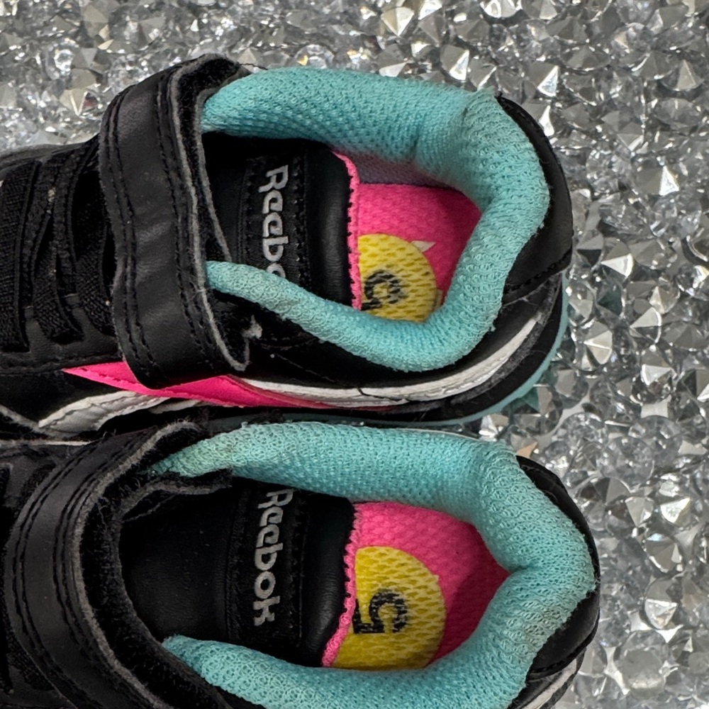 Reebok girls Black, Pink, and Teal Sneakers EUC 5 Toddler - Picture 8 of 9